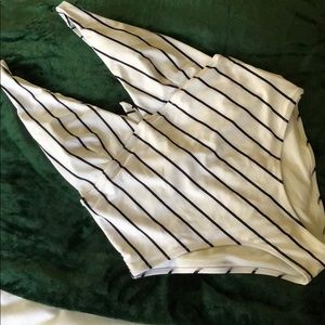 Striped one pieces swimsuit